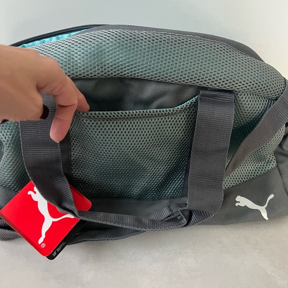Puma Revive Duffel bag 18” sports trips vacation suitcase luggage handbag gym - Picture 2 of 6